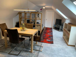 Ferienwohnung Sunny - Moderne Ferienwohnung im Grünen in Saarbrücken-West